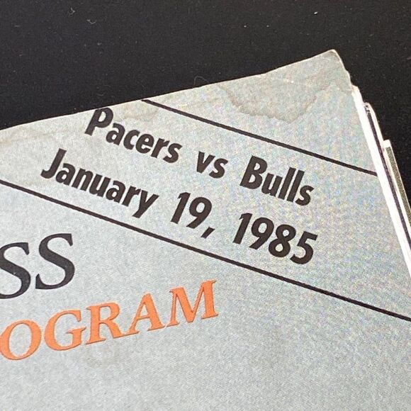 Pacer Express The Official Pacer Program Indiana Pacers1983,Vintage Mangazine - Picture 4 of 6